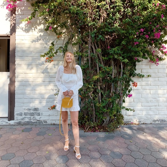 White Shein dress - Picture 2 of 4